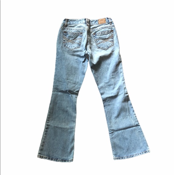 Women’s Jeans - Picture 2 of 3